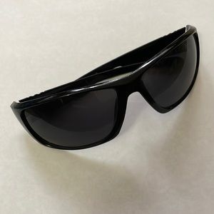 (bundle 2/$19) Black shades (unisex)